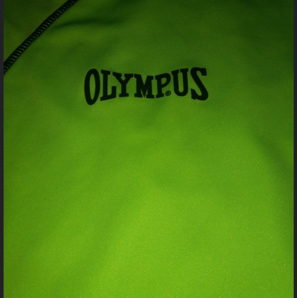 Neon green 💚 Olympic short sleeve mens size M shirt